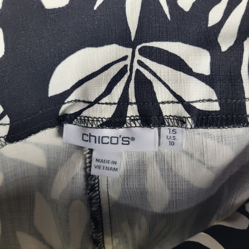 Chico's Crop Pants Women 1.5 L Black White Floral Botanical Pull On Casual - Picture 4 of 10